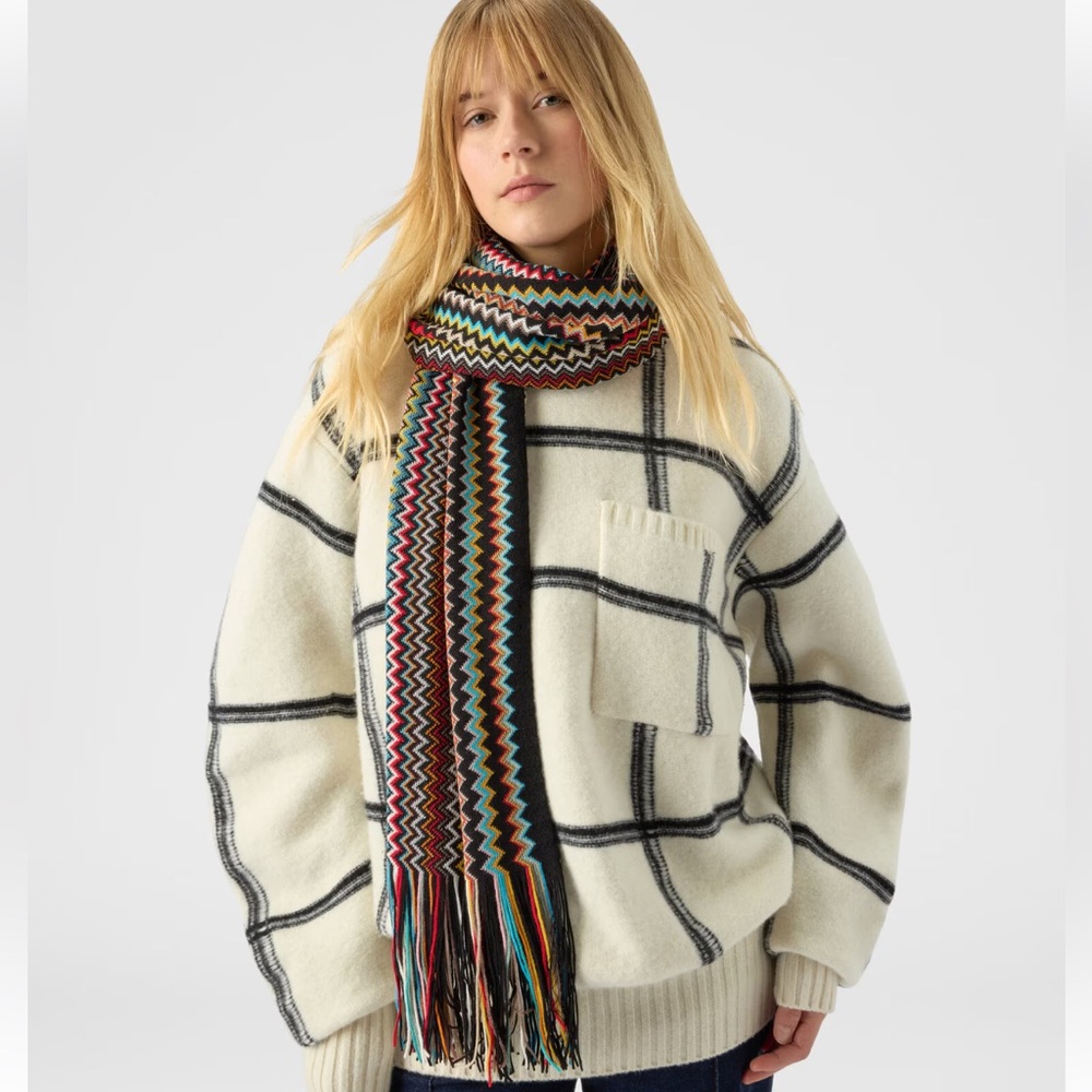 BNWT MISSONI Long Fringed Scarf in Signature Chevron Knit Viscose Blend